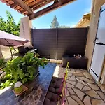 Hébergement de vacances Maison De 3 Avec Jardin Clos Et Wifi A Autignac (Herault)
