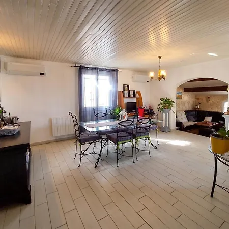 Casa vacanze Maison De Charme à Avec Vue Sur Jardin Et Montagne Autignac (Herault)